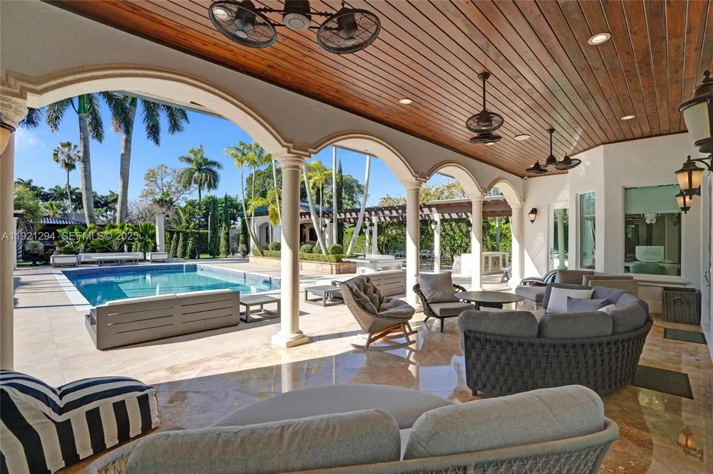 10400 SW 62nd St Miami, FL 33173