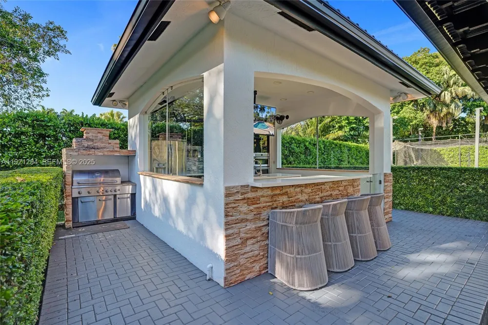 10400 SW 62nd St Miami, FL 33173