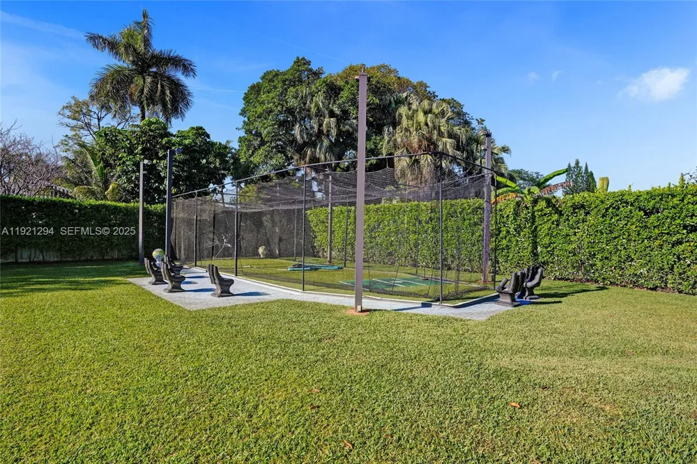 10400 SW 62nd St Miami, FL 33173