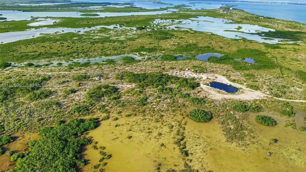 Niles Rd Key Colony, FL 33042