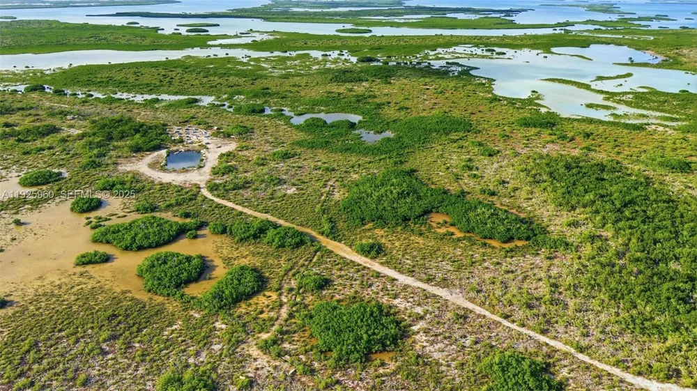 Niles Rd Key Colony, FL 33042