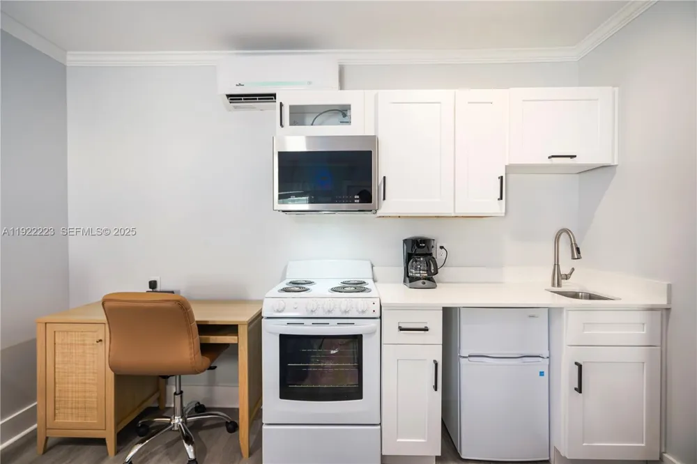 17784 Front Beach Rd #10 Panama City, FL 32413