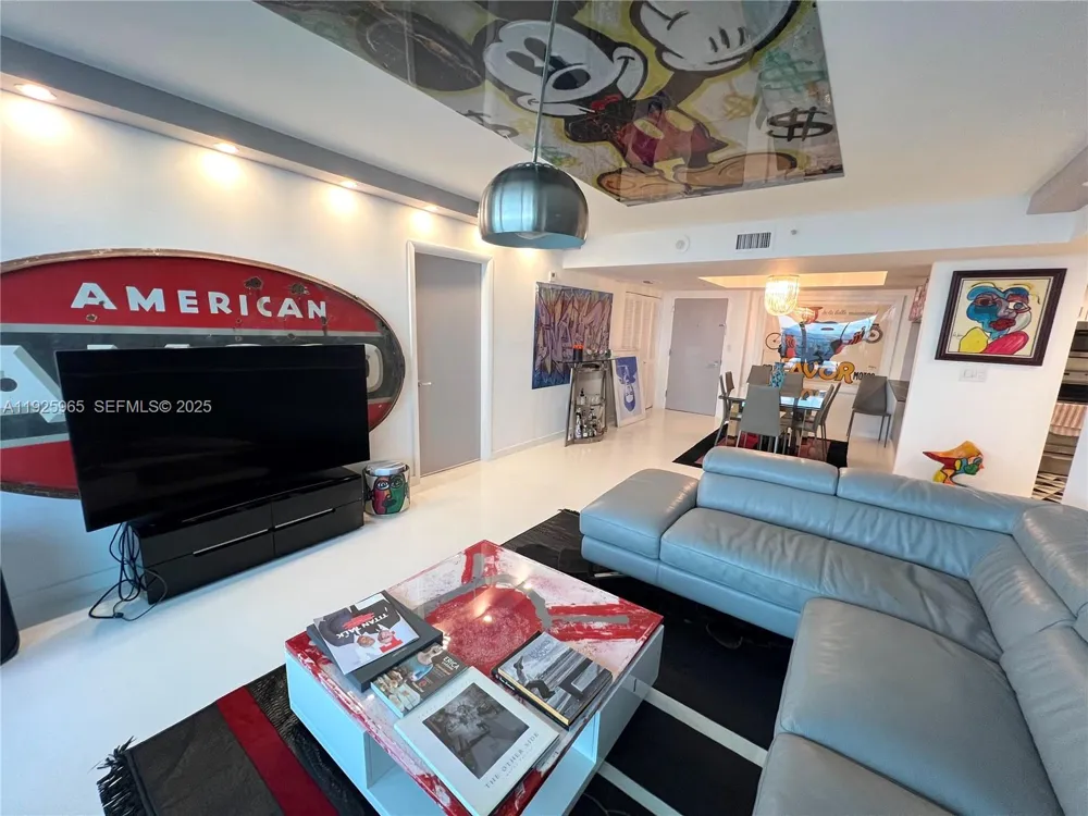 650 West Ave #2804 Miami Beach, FL 33139