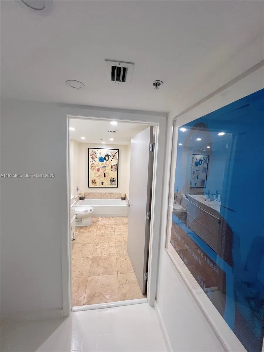 650 West Ave #2804 Miami Beach, FL 33139