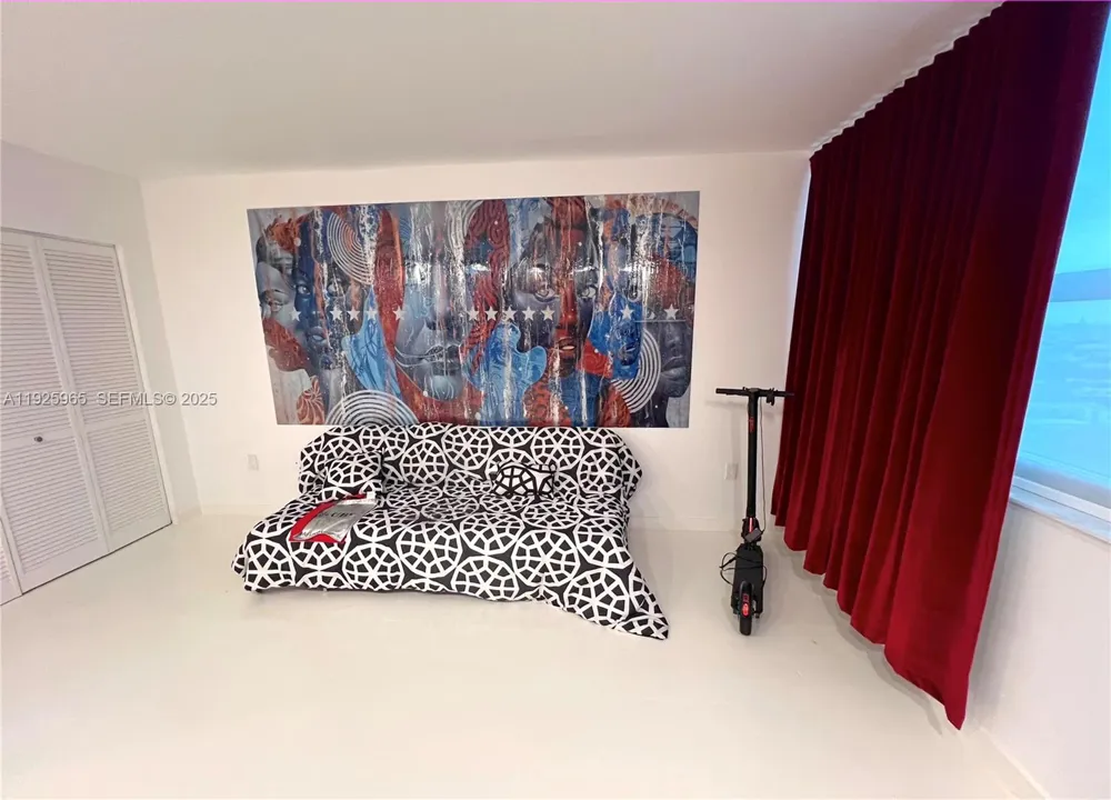 650 West Ave #2804 Miami Beach, FL 33139