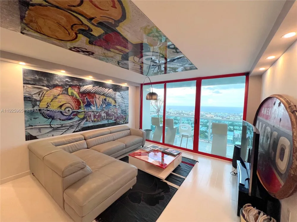 650 West Ave #2804 Miami Beach, FL 33139