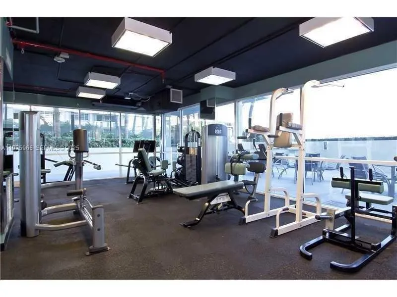 650 West Ave #2804 Miami Beach, FL 33139