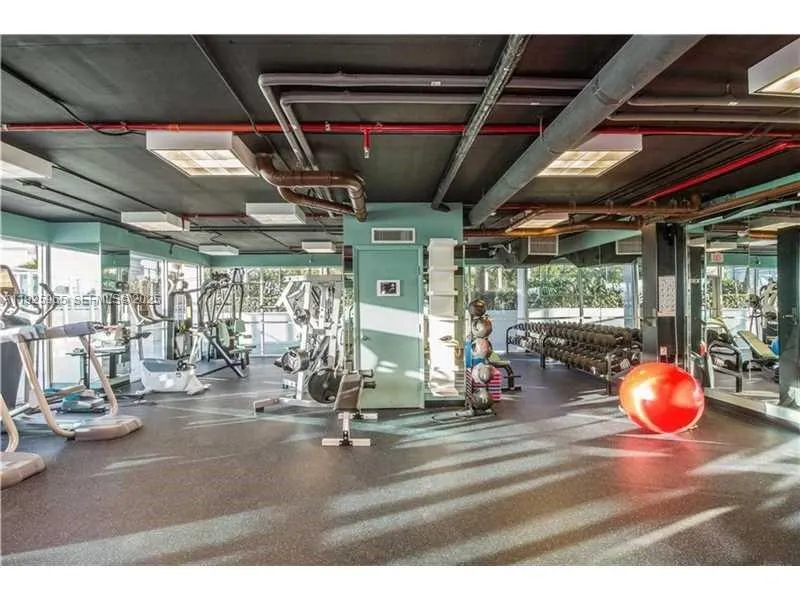 650 West Ave #2804 Miami Beach, FL 33139