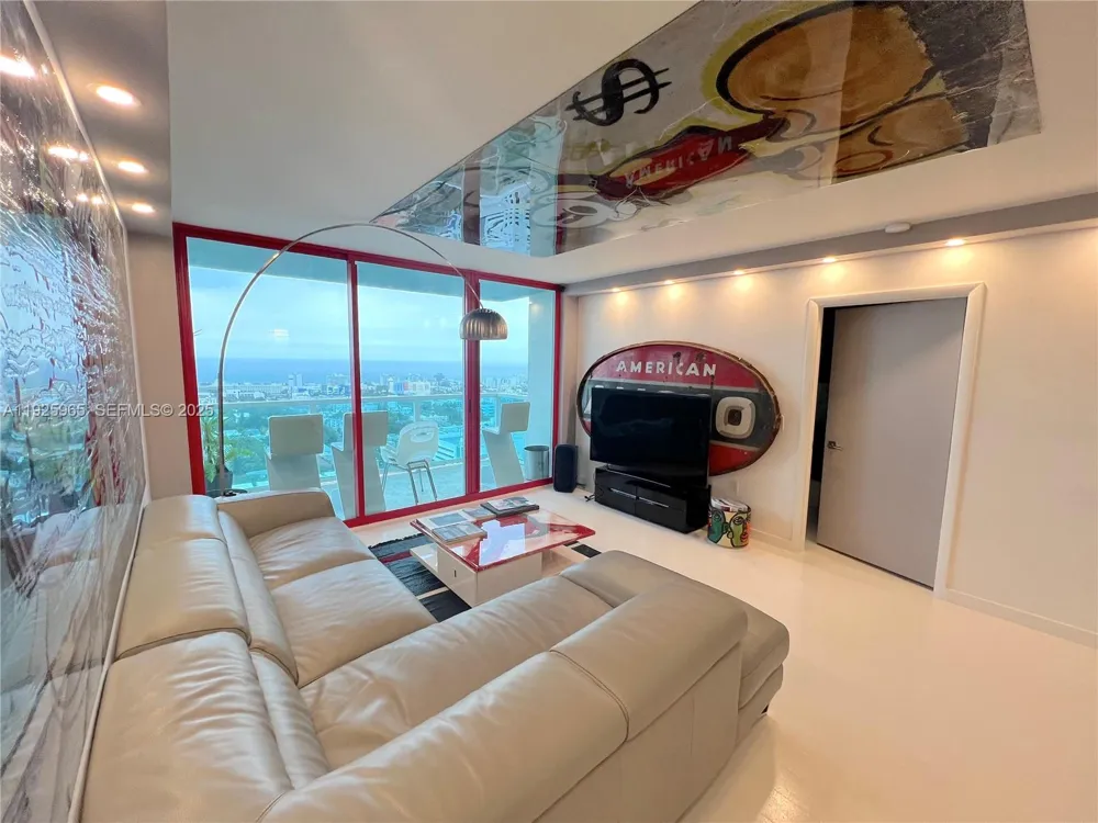650 West Ave #2804 Miami Beach, FL 33139