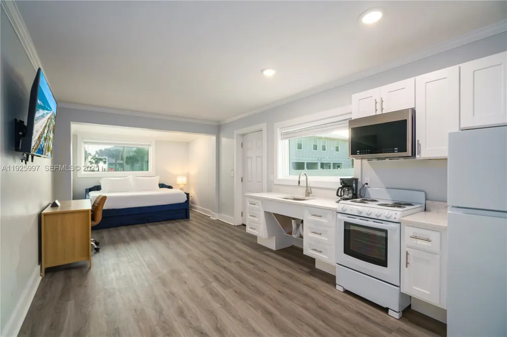 17784 Front Beach Rd #16 Panama City, FL 32413