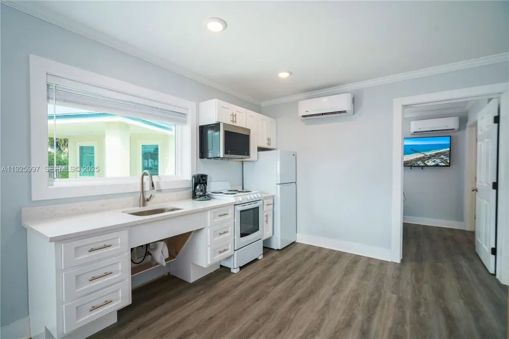 17784 Front Beach Rd #16 Panama City, FL 32413