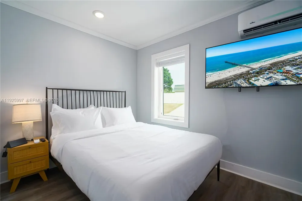17784 Front Beach Rd #16 Panama City, FL 32413