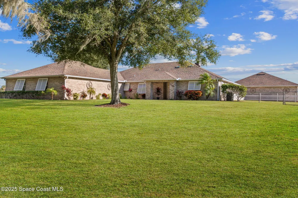 3125 Davis Road Mims, FL 32754