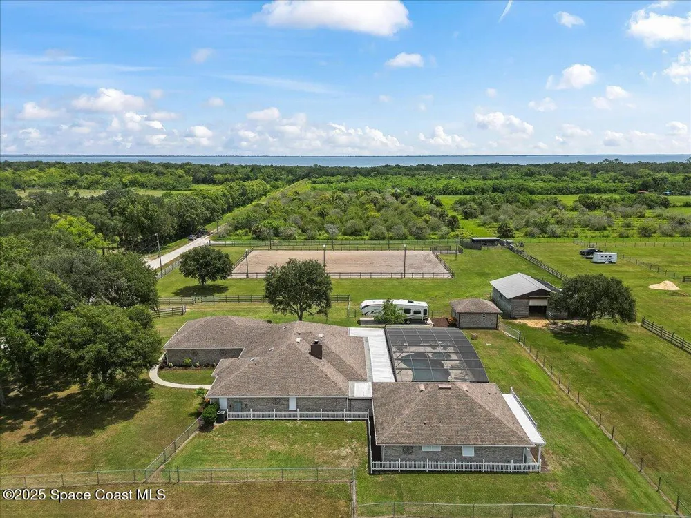 3125 Davis Road Mims, FL 32754