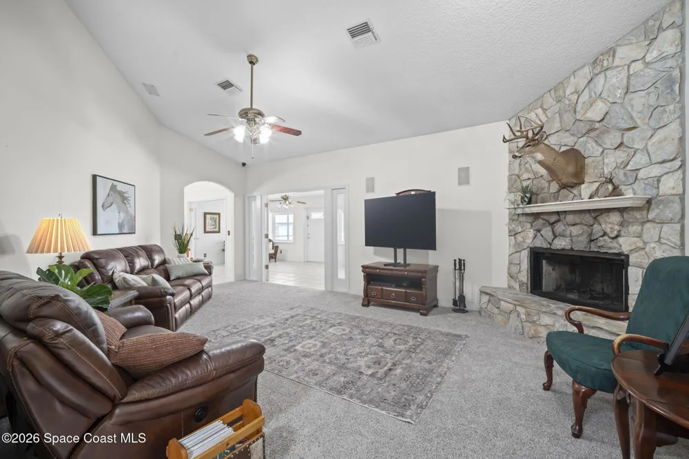 3125 Davis Road Mims, FL 32754