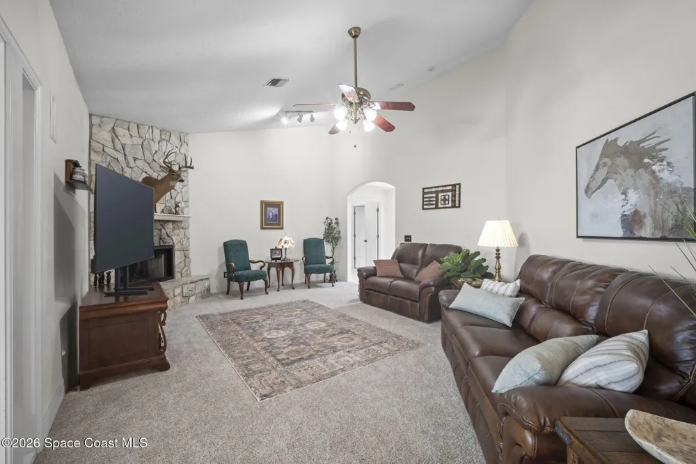 3125 Davis Road Mims, FL 32754
