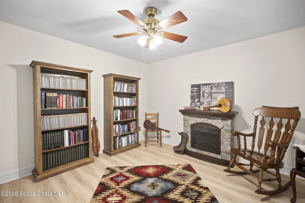 3125 Davis Road Mims, FL 32754