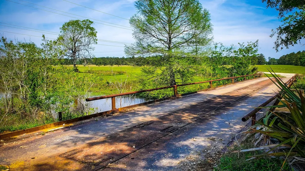 40902 Sh 105 Batson, TX 77519