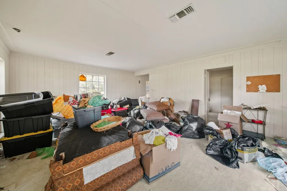 629 County Road 133 Alvin, TX 77511