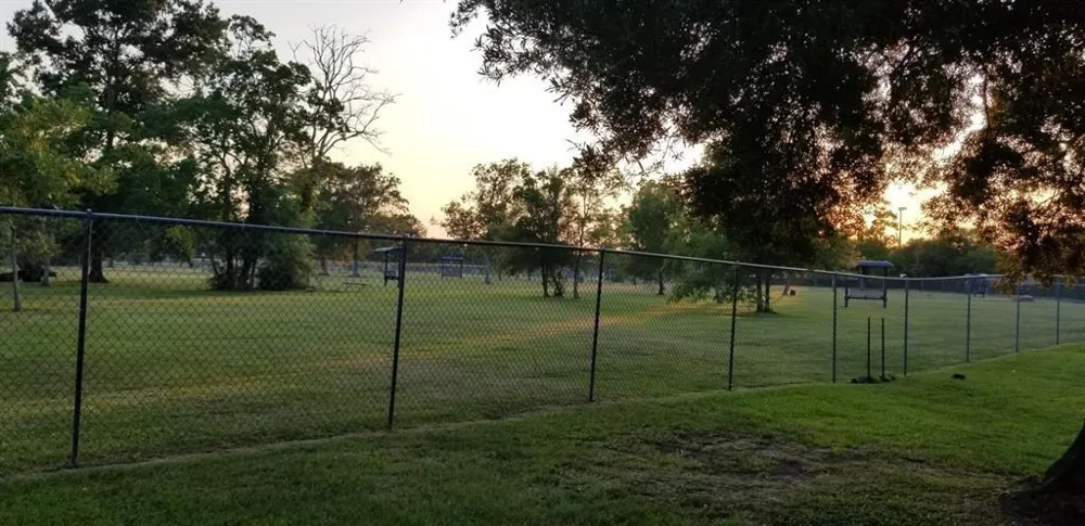 Broadway Street La Porte, TX 77571