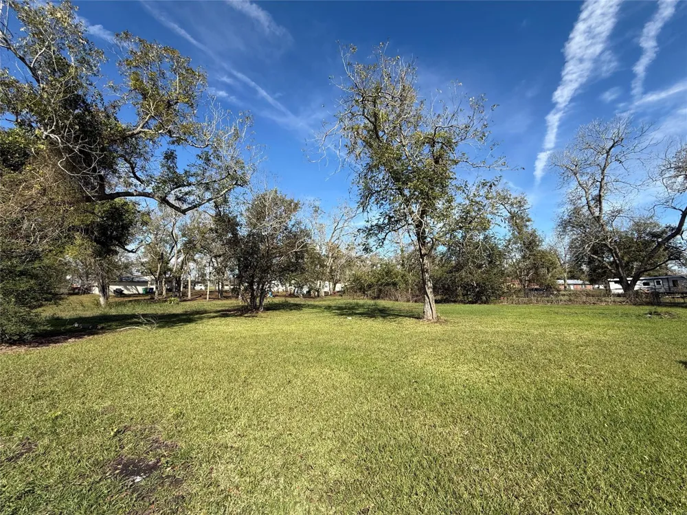 602 Orange Street Sweeny, TX 77480