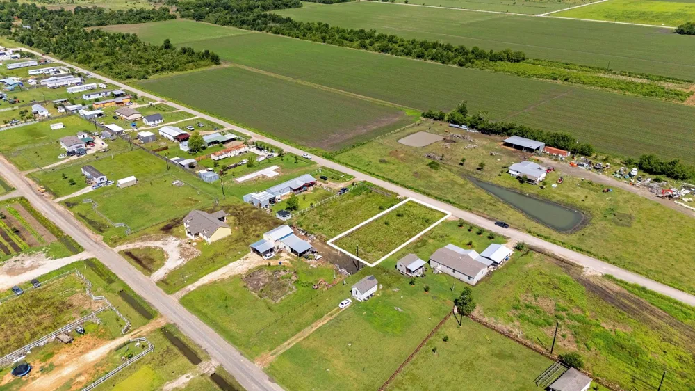 1061 Fm 2919 Road Kendleton, TX 77417
