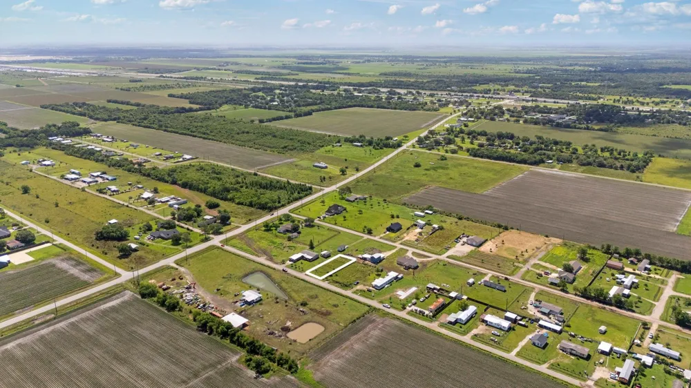 1061 Fm 2919 Road Kendleton, TX 77417