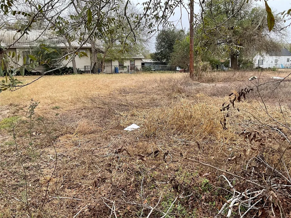 310 Stockdale Street Cuero, TX 77954