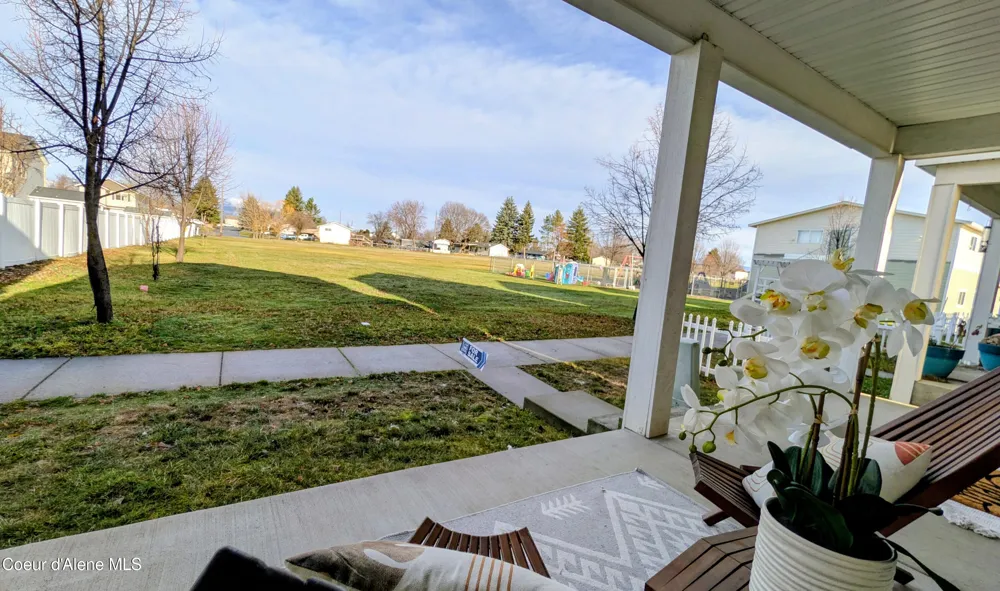 1627 E ZOEY COURT Post Falls, ID 83854