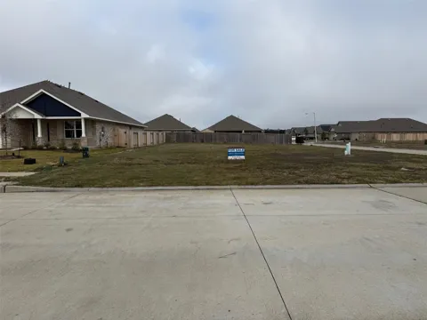 4437 E E Bayou Maison Circle