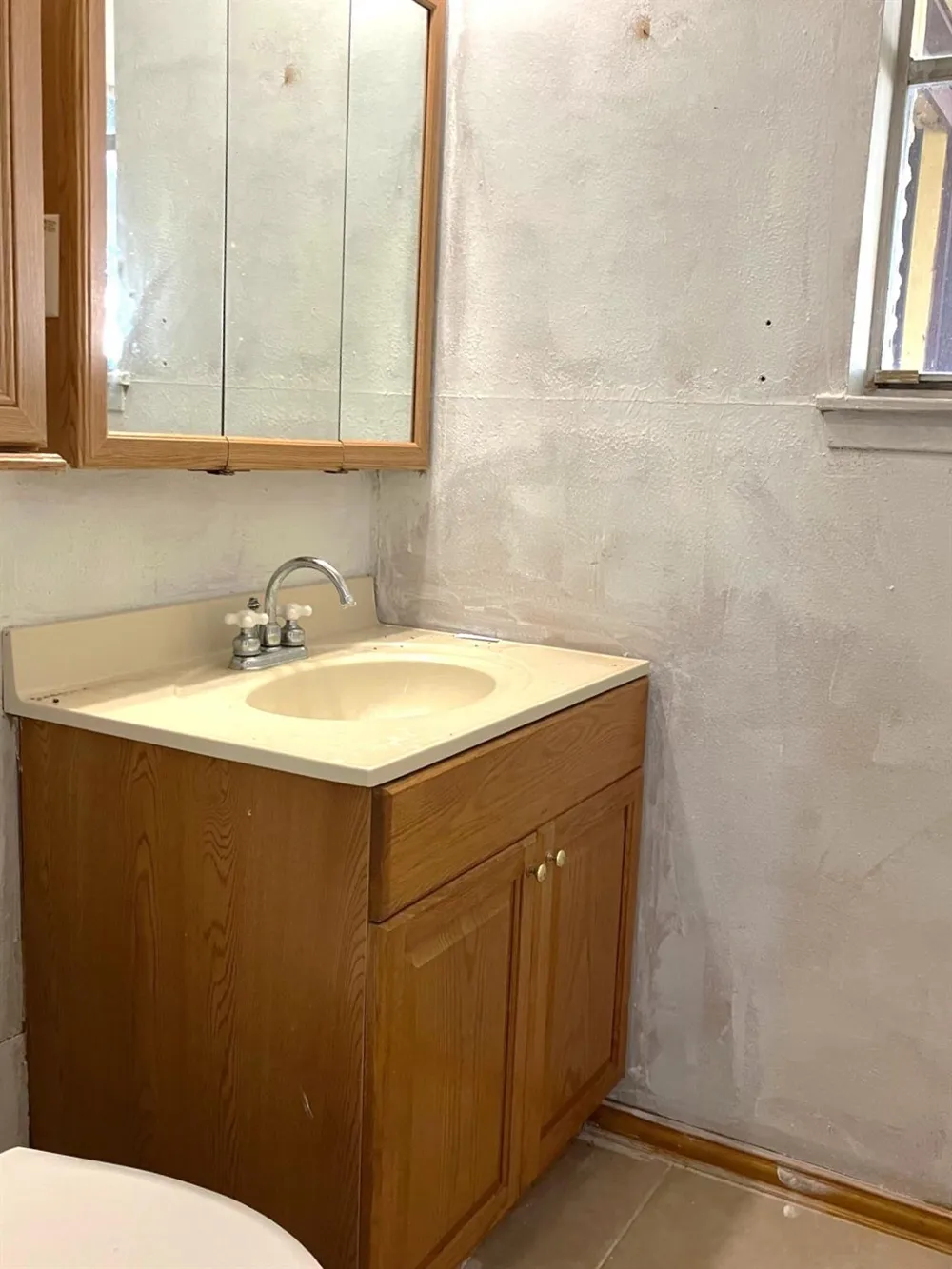 399 Pecan Street Lolita, TX 77971