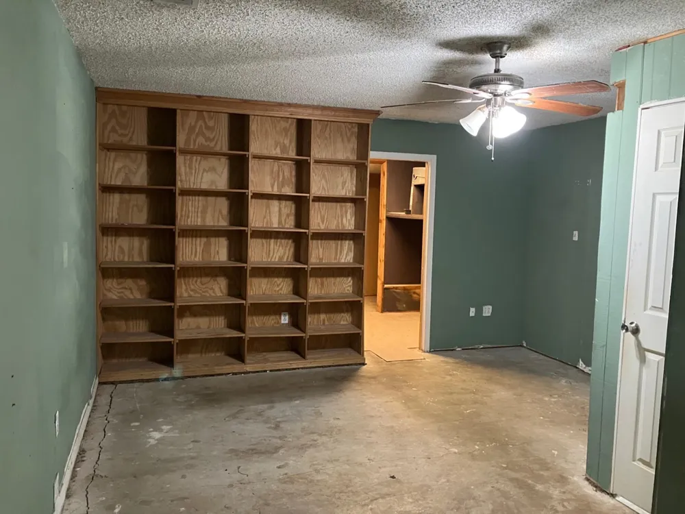 399 Pecan Street Lolita, TX 77971