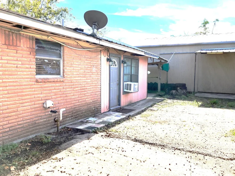 399 Pecan Street Lolita, TX 77971