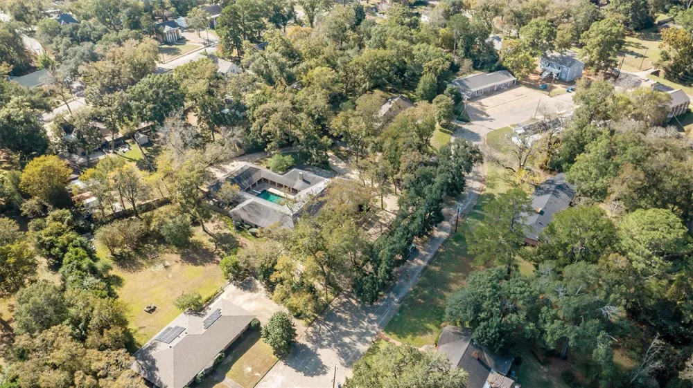 909 E Mimosa Lane Crockett, TX 75835