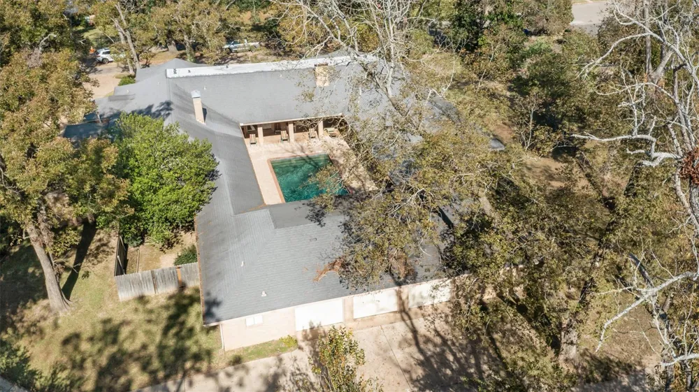 909 E Mimosa Lane Crockett, TX 75835