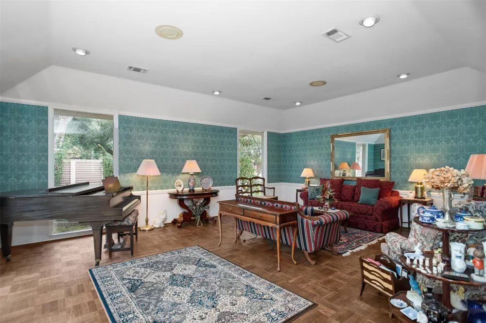 909 E Mimosa Lane Crockett, TX 75835