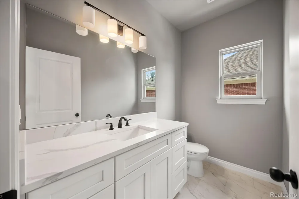 7120 Dryden Road Almont Township, MI 48003