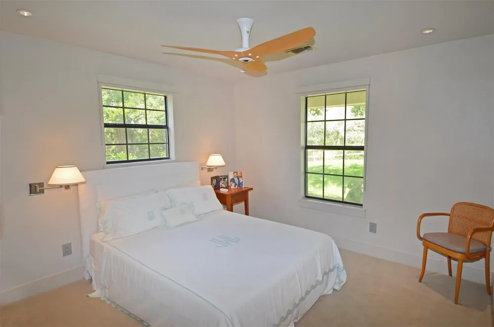 1880 Schoenberg Road Carmine, TX 78932