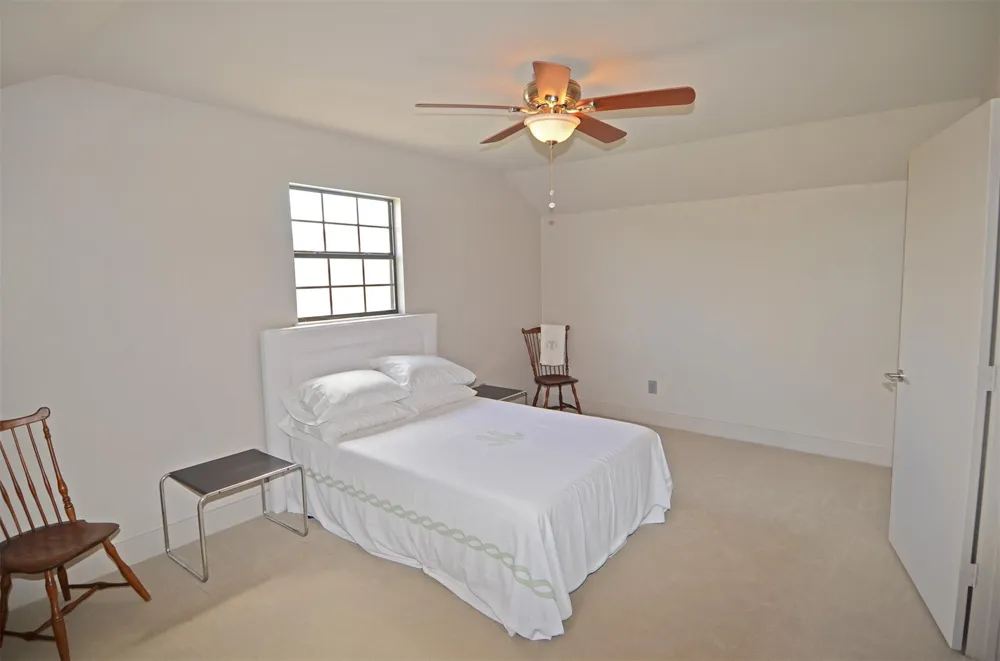 1880 Schoenberg Road Carmine, TX 78932