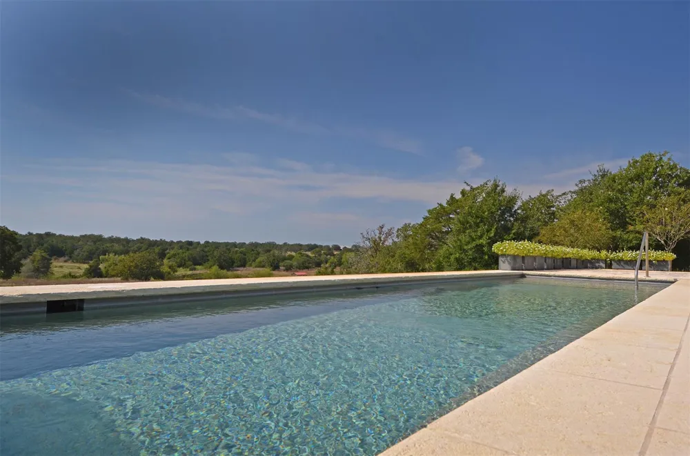 1880 Schoenberg Road Carmine, TX 78932