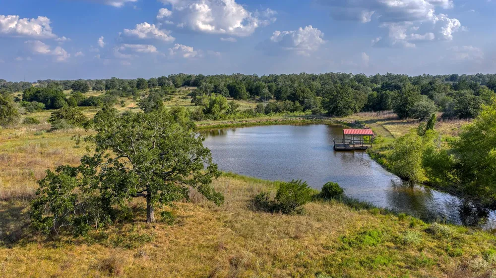 1880 Schoenberg Road Carmine, TX 78932