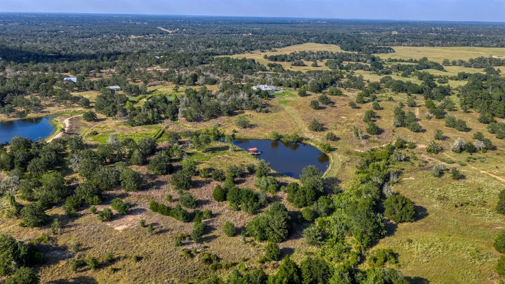 1880 Schoenberg Road Carmine, TX 78932