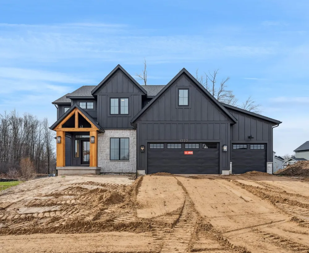 3435 Fulton Street NE Grand Rapids Charter Township, MI 49546