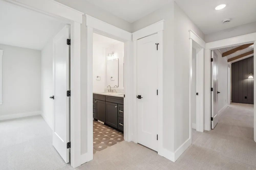 3435 Fulton Street NE Grand Rapids Charter Township, MI 49546