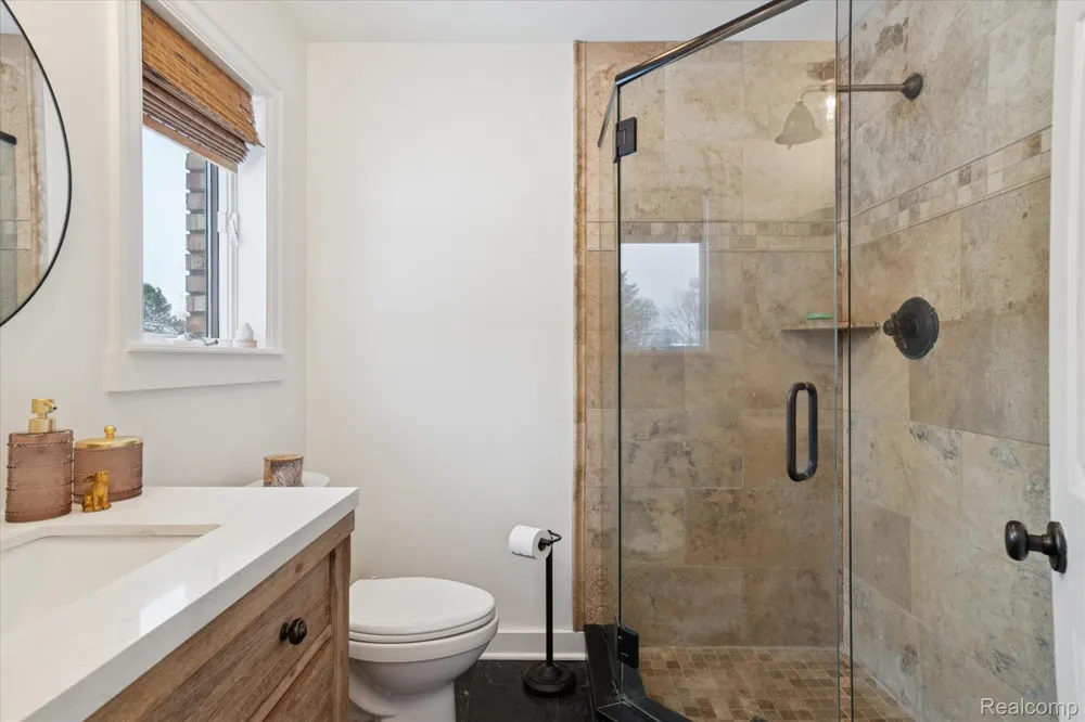 187 Darwin Road Putnam Township, MI 48169