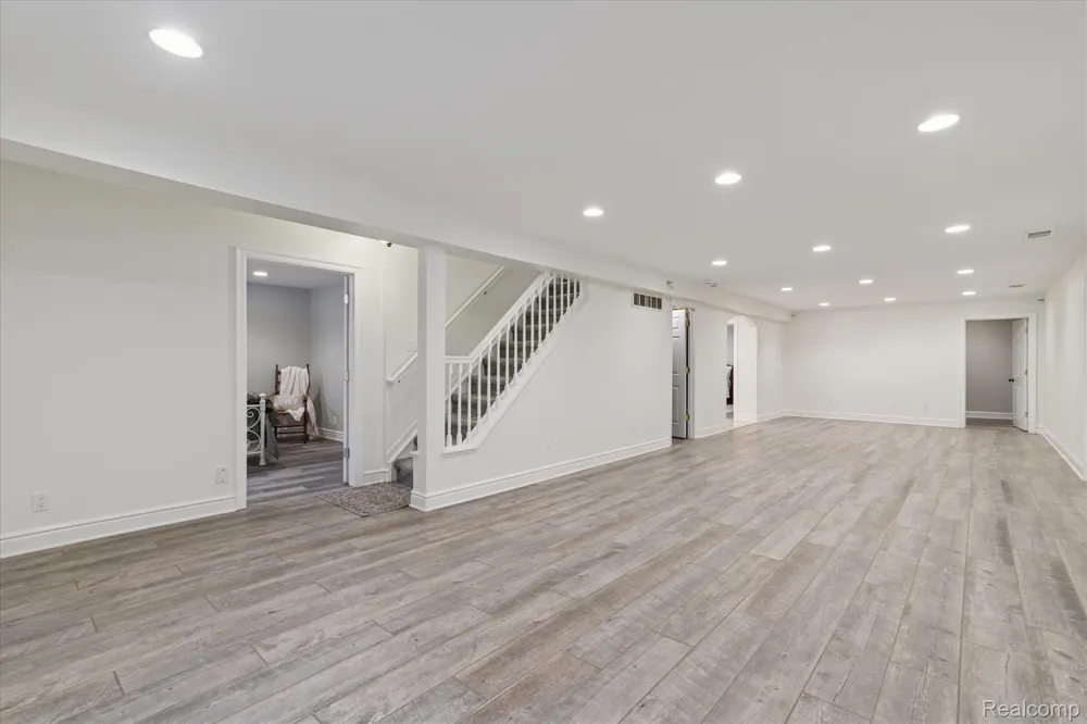 187 Darwin Road Putnam Township, MI 48169