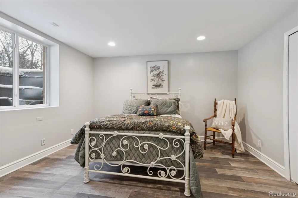 187 Darwin Road Putnam Township, MI 48169