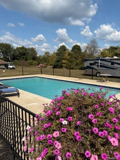 187 Darwin Road Putnam Township, MI 48169