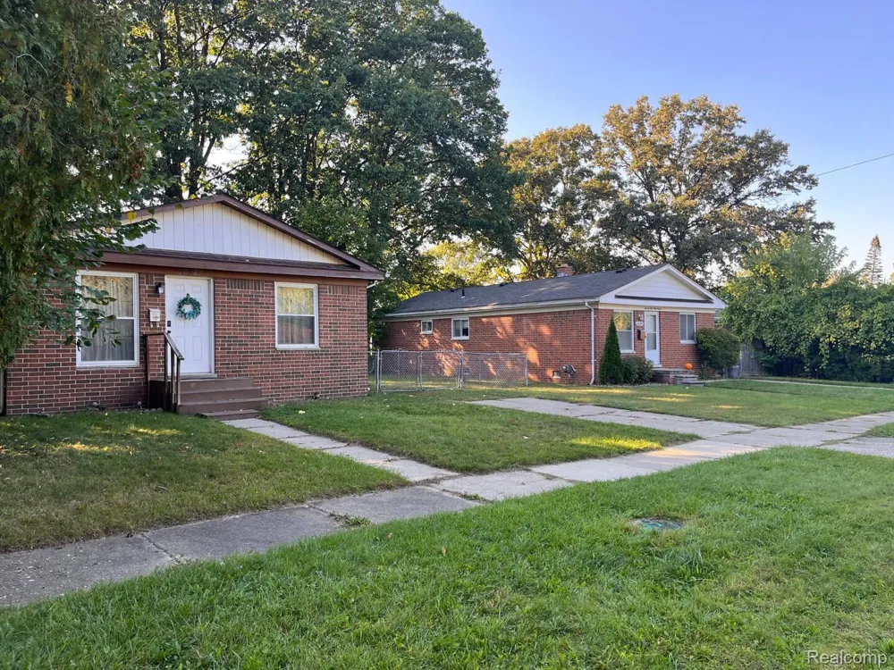 26387 Alden Street Madison Heights City, MI 48071