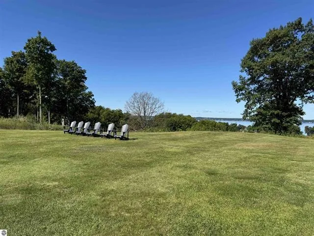 4855 Prestwick Court Acme Township, MI 49690